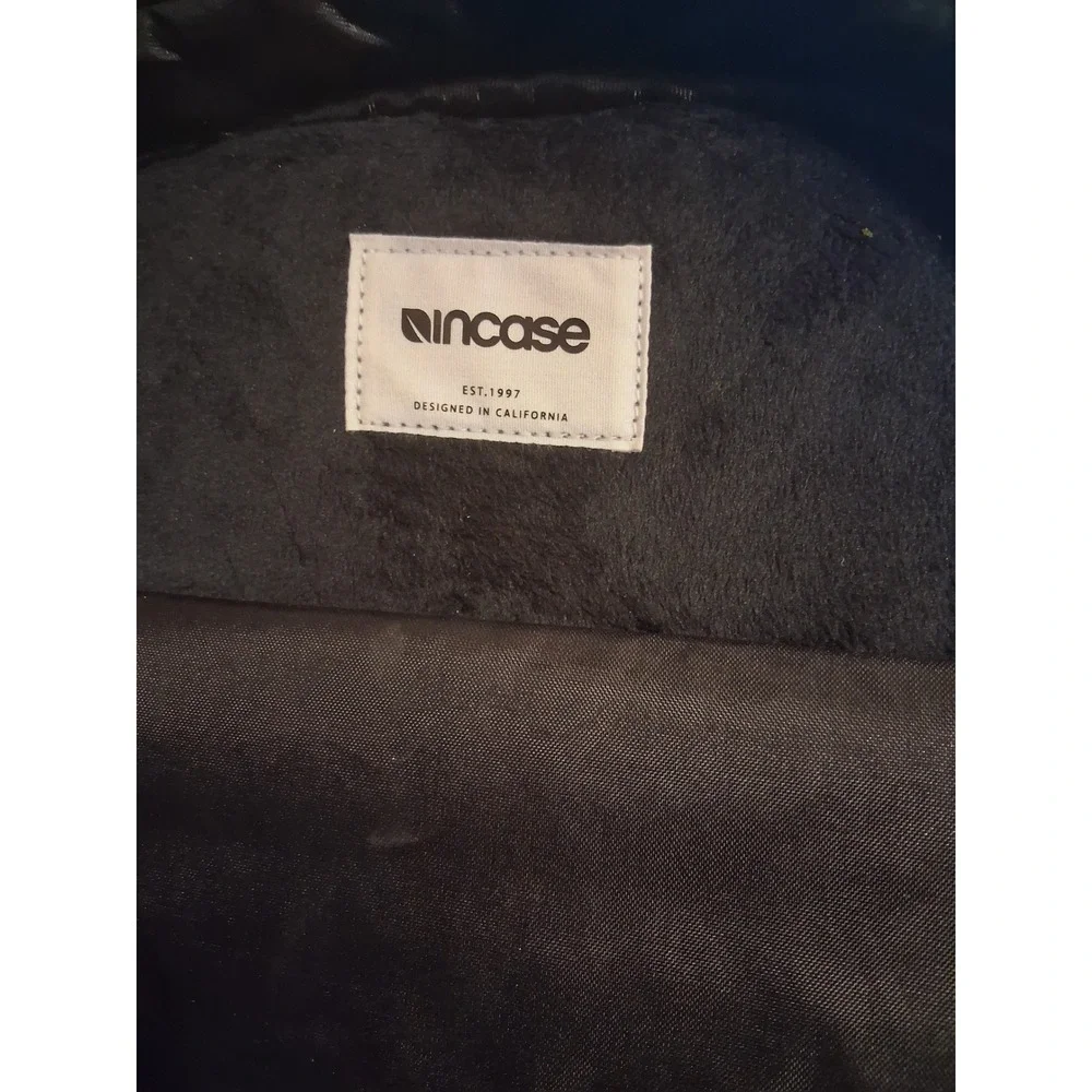 Incase City Compact Backpack Black Laptop‎ Bag Men Travel Commuter Daypack